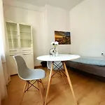 In Old Town Apartman *