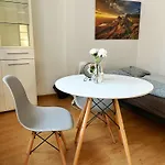In Old Town Apartamento *